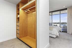 Modern tranquility in the city