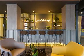 Ceylonz Suites Kuala Lumpur, Roam