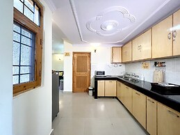 Hill Songey by Dumnu Homes