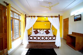 Hill Songey by Dumnu Homes