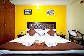 Hill Songey by Dumnu Homes