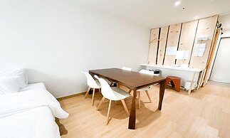 Sokcho Gallery In Stay