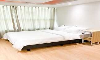 Sokcho Gallery In Stay