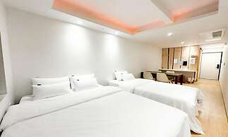 Sokcho Gallery In Stay