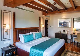 The Vintage Srinagar At Dal Lake