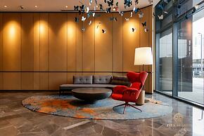 ViiA Residences in KL Eco City, Five Senses