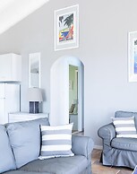 Juniper House - Charming 3 bed Villa With sea View