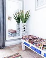 Juniper House - Charming 3 bed Villa With sea View