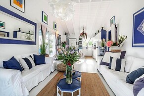 Myrtle Cottage - Charming 2 bed Cottage