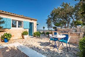 Myrtle Cottage - Charming 2 bed Cottage