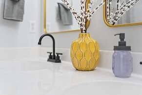 Remote Work Friendly King Beds Fast Wifi 3BR