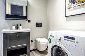 Charming Flat With Central Location in Beyoglu