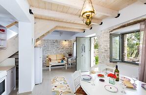 Olive Cottage - Charming 2 bed Villa With Sunsets