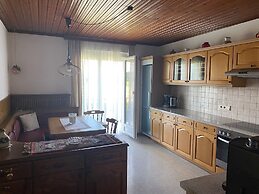 Holiday Apartment in St Kanzian on Lake Klopein