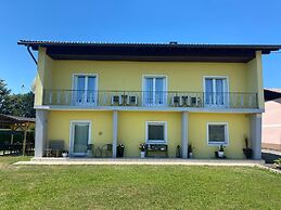 Holiday Apartment in St Kanzian on Lake Klopein