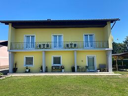 Holiday Apartment in St Kanzian on Lake Klopein