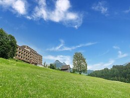 Apartment in Tauplitz With Sauna and Pool