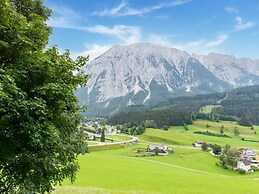Apartment in Tauplitz With Sauna and Pool