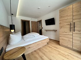 Inviting Apartment With Terrace