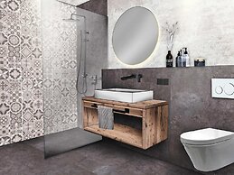 Inviting Apartment With Terrace