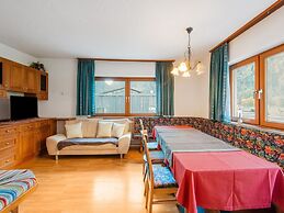 Large Farmhouse Only 8 km From Solden