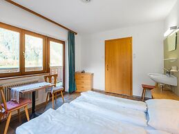 Large Farmhouse Only 8 km From Solden