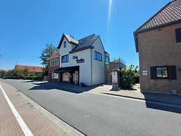 Cosy Room in Zuienkerke With Terrace