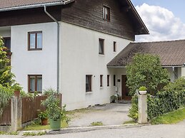 Holiday Apartment With Pool