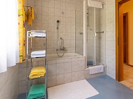 Holiday Apartment With Pool