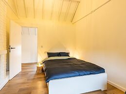 Lush Holiday Home in Vlaanderen With Private Pool
