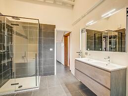 Lush Holiday Home in Vlaanderen With Private Pool