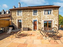 Stunning Holiday Home in Theux