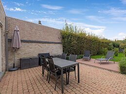 Inviting Holiday Home in Nieuwpoort With Garden