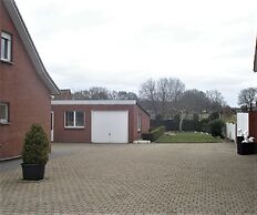 Serene Holiday Home in Peer