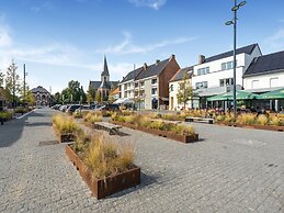 Alken Farm Stay With Terrace