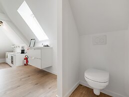 Alken Farm Stay With Terrace