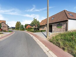 Alken Farm Stay With Terrace