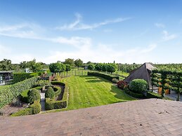 Alken Farm Stay With Terrace