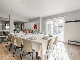 Alken Farm Stay With Terrace