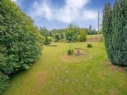 Holiday Home in Ferrieres With a Garden