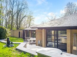 Picturesque Villa With Swimming Pool