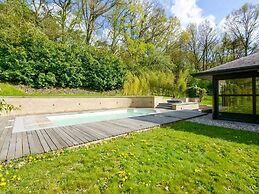 Picturesque Villa With Swimming Pool