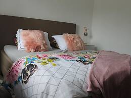 Luxury Holiday Home in Marchin With Wellness