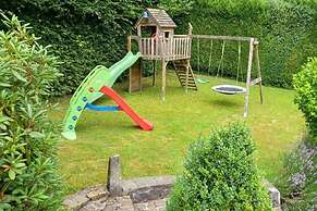 Cosy Farmhouse in Theux With Private Garden