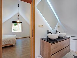 Renovated Farm With Heated Pool