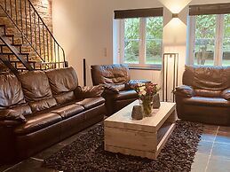Renovated Farm With Heated Pool