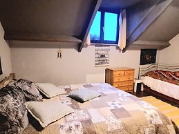 Cozy Holiday Home in Liege With Furnished Garden