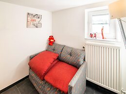 Cozy Holiday Home in La Reid With a Whirlpool