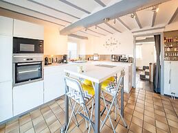 Cozy Holiday Home in La Reid With a Whirlpool