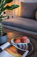 Almyra Oia Suites